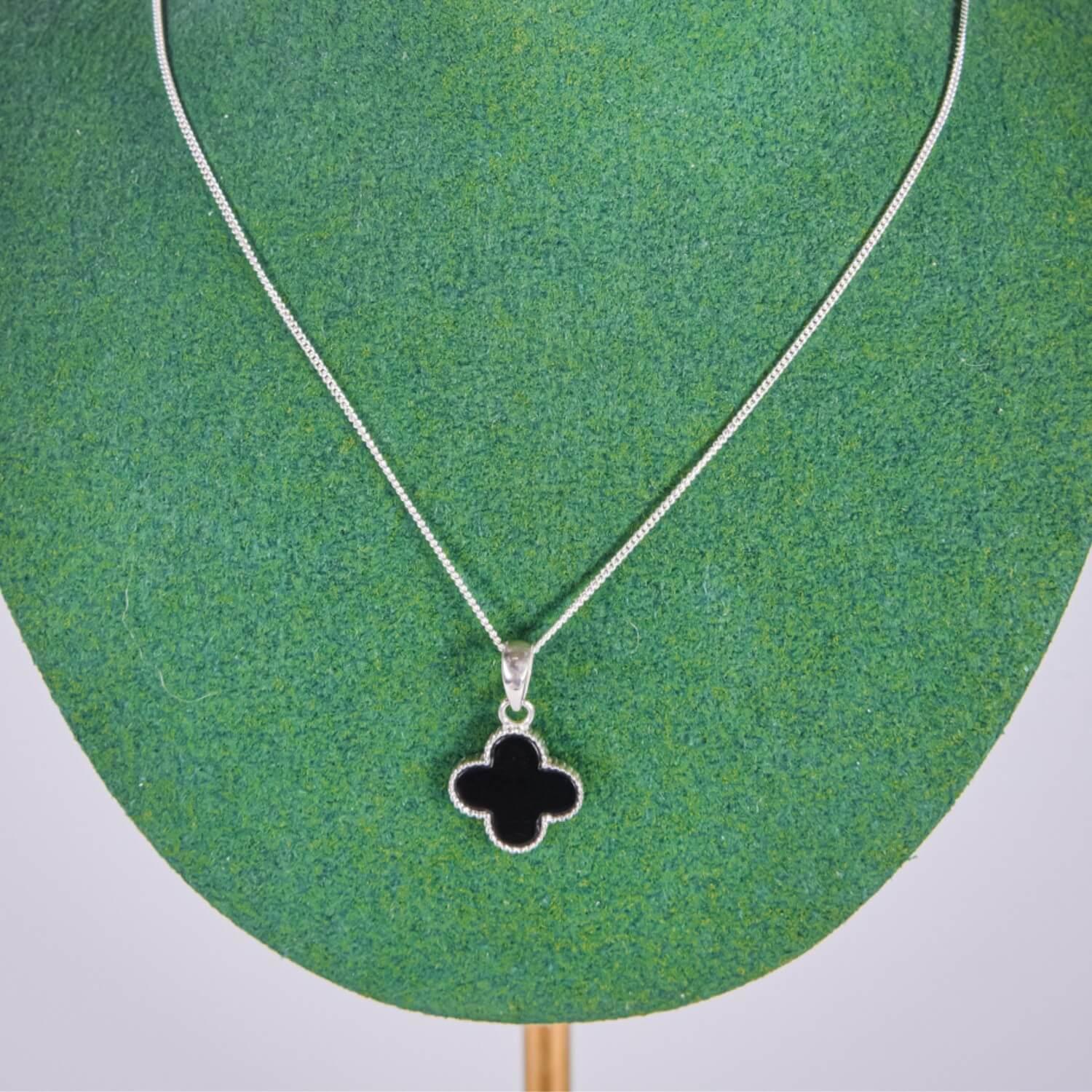 Colgante ónix en plata 925